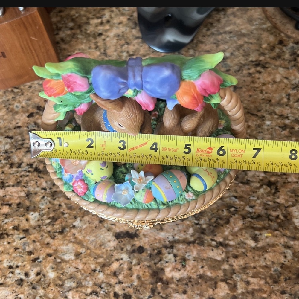 CWC PORCELAIN EASTER BASKET HAND PAINTED CANDY DISH - LARGE RARE VINTAGE - Picture 5 of 6